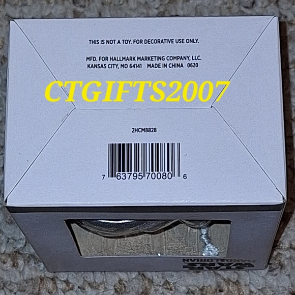 2020 Hallmark Star Wars The Mandalorian The Child Baby Yoda Ornament VHTF BNIWB. - Picture 10 of 10